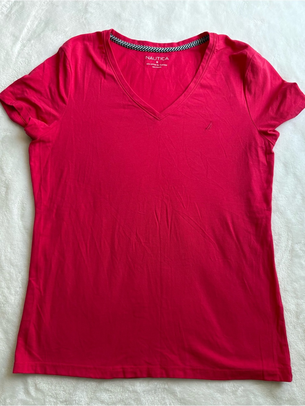 Nautica Women's V-Neck Short Sleeve Tee in Fuchsia